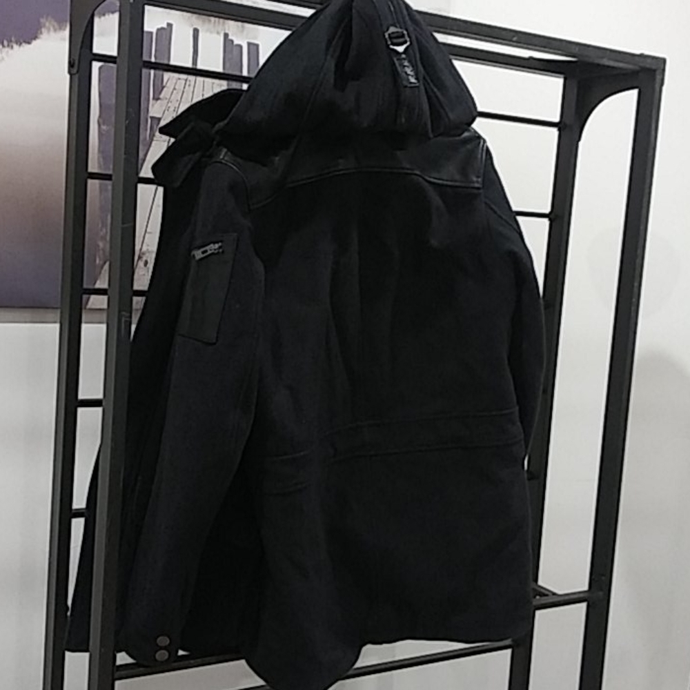 Rouge Jacket - Picture 8 of 8